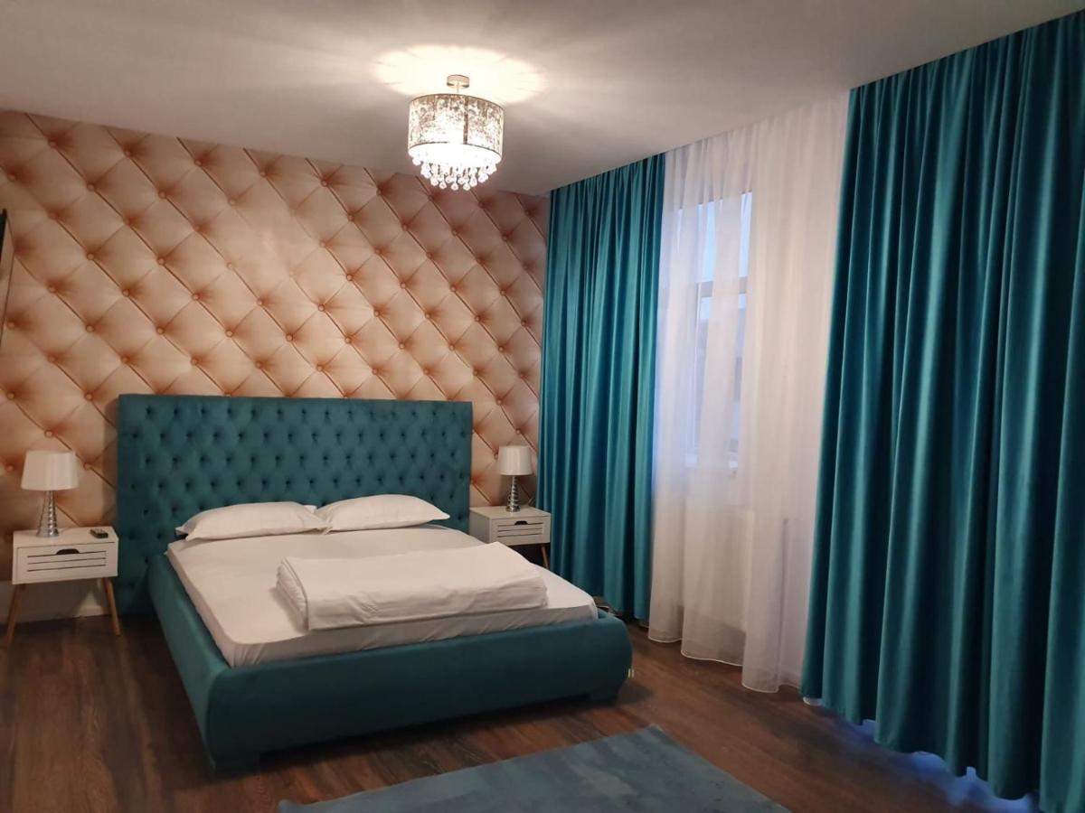 Garsonierre Central Luxury Târgu Jiu Екстериор снимка