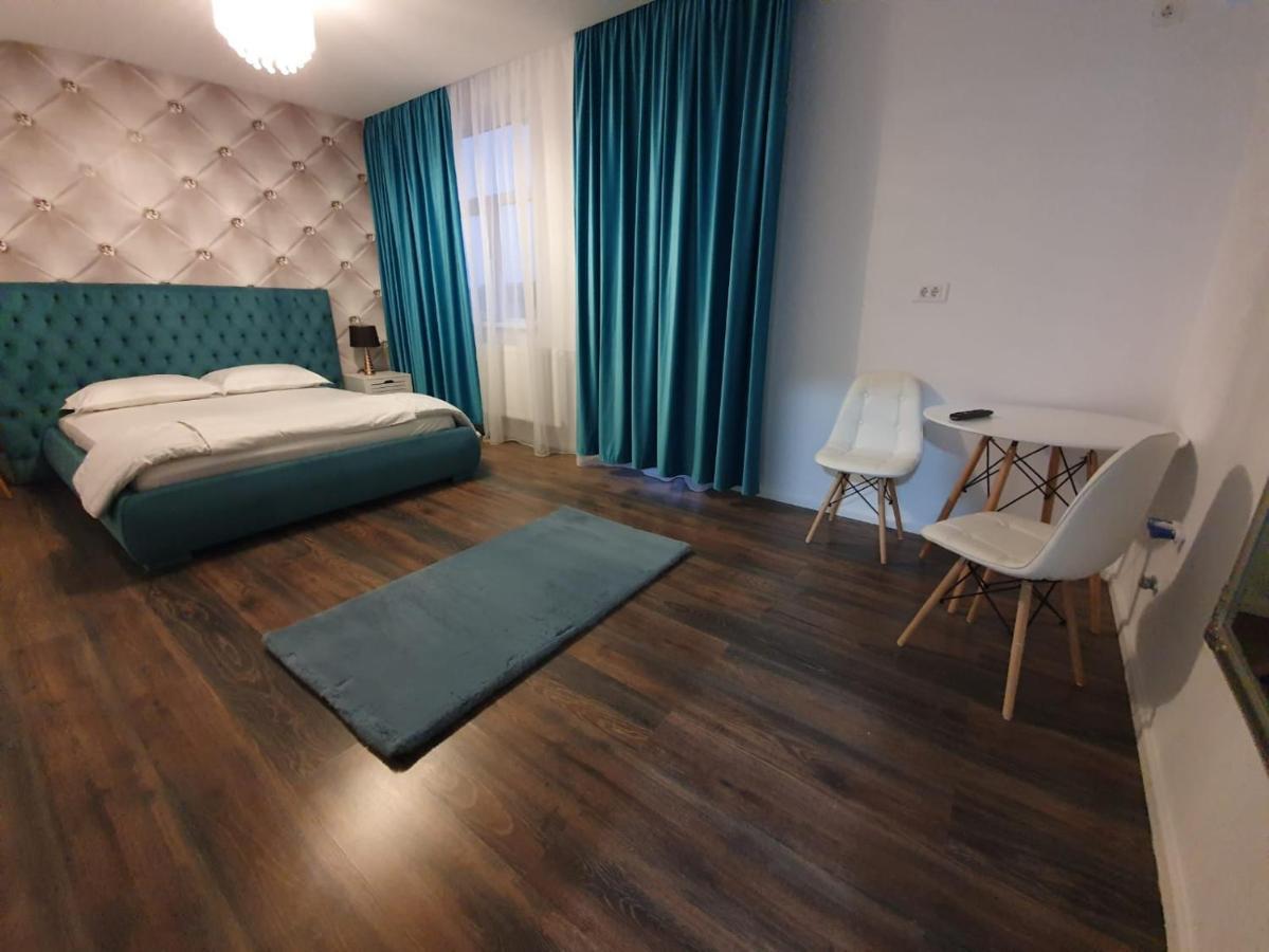 Garsonierre Central Luxury Târgu Jiu Екстериор снимка
